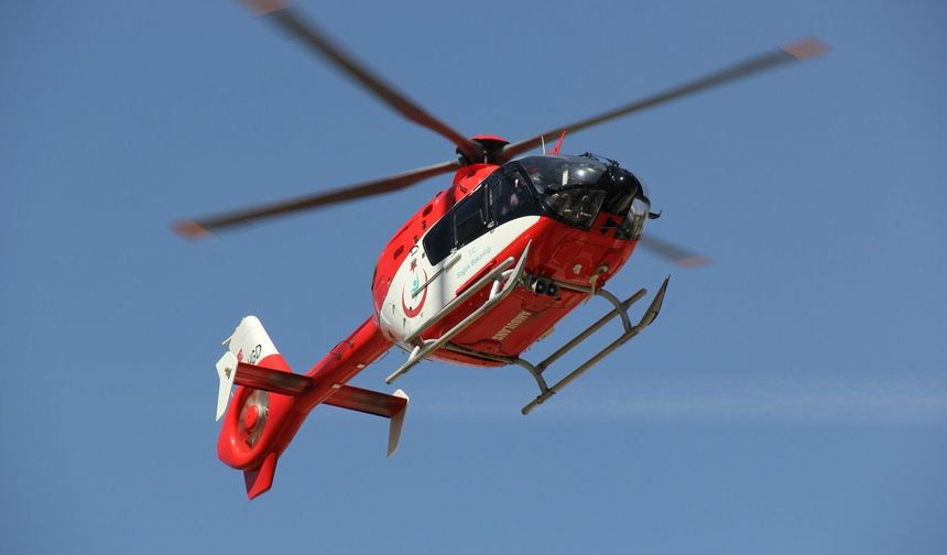 76 Yaşındaki Hasta İçin Helikopter Havalandı