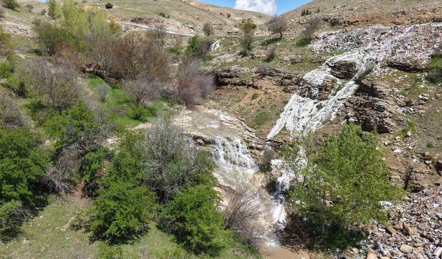 70 Yıl Sonra Yeniden Akmaya Başladı! Elazığ’daki O Görüntü Herkesi Şaşırttı