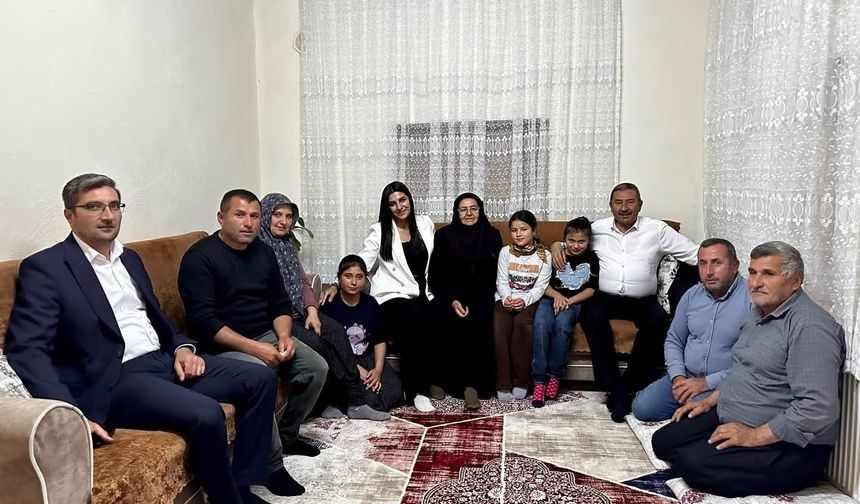 “El Yazısıyla Davet Etti” Başkan Bozkurt O Sofraya Konuk Oldu