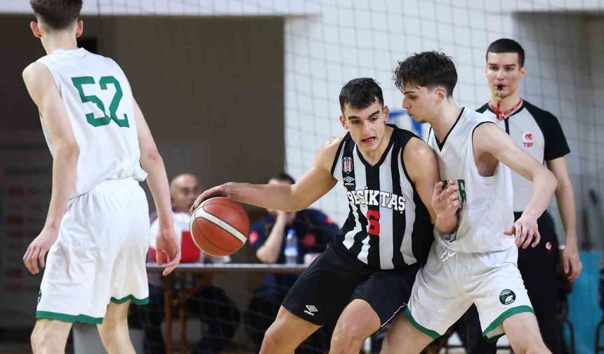 U18 Basketbol Türkiye Şampiyonası'nda yarı finale çıkanlar belli oldu