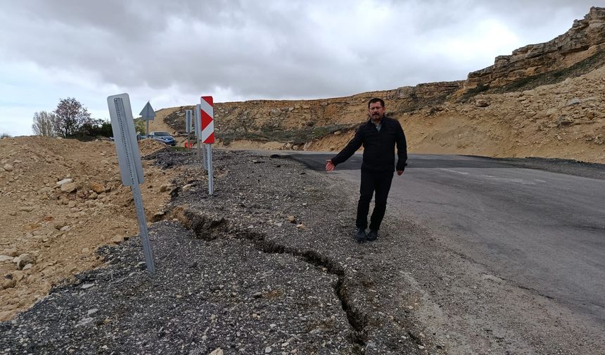 Darende–Elbistan Yolunda Kritik Tehlike: Zemin Çökmeleri Kazaya Davetiye Çıkarıyor