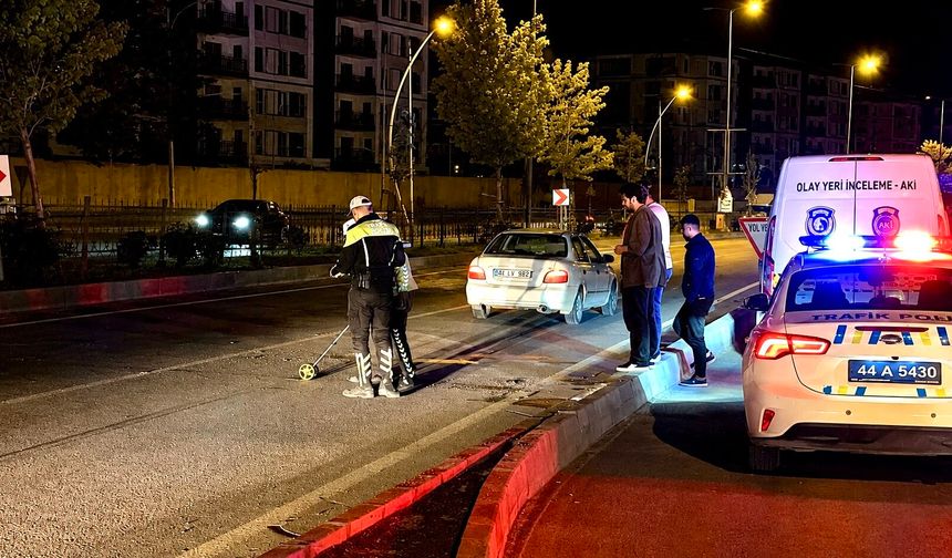 Malatya Sancaktar Mezarlığı Mevkiinde Feci Kaza!
