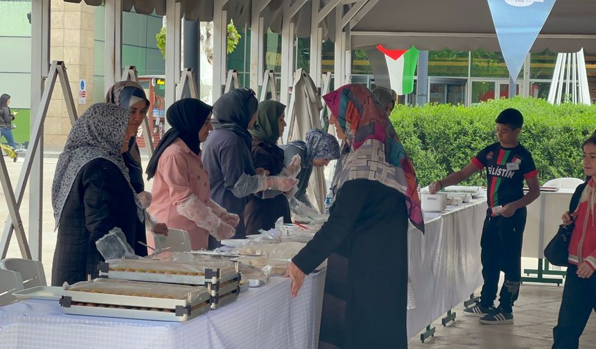 Malatya'dan Gazze'ye Dayanışma Köprüsü! Malatya Park AVM Önünde Anlamlı Kermes