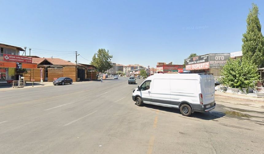 Mecliste Sanayi Diyaloğu: Dükkanlar Fiilen Esnaf Olana Verilmek İstenmiş Ama...