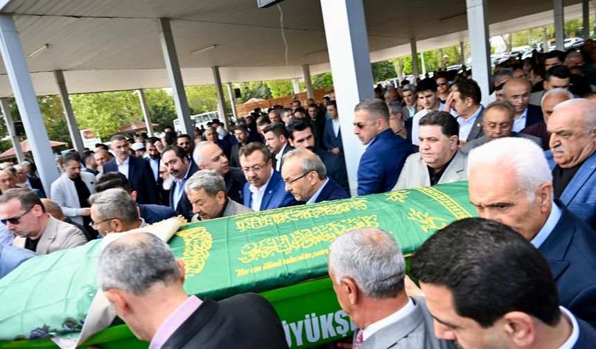 Milletvekili Mehmet Fendoğlu’nun Annesi Son Yolculuğuna Uğurlandı