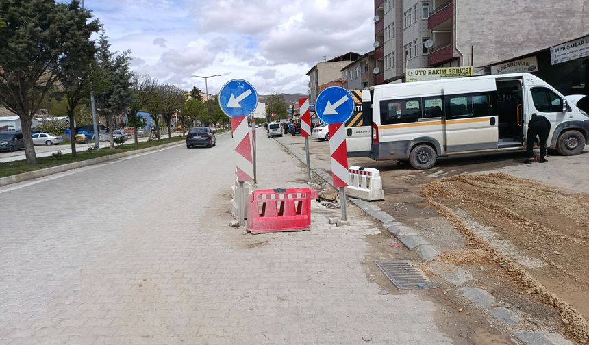 Darende'deki D-300 Karayolu’nda 5 Aydır Bitmeyen Çile: Sürücüler İsyanda!