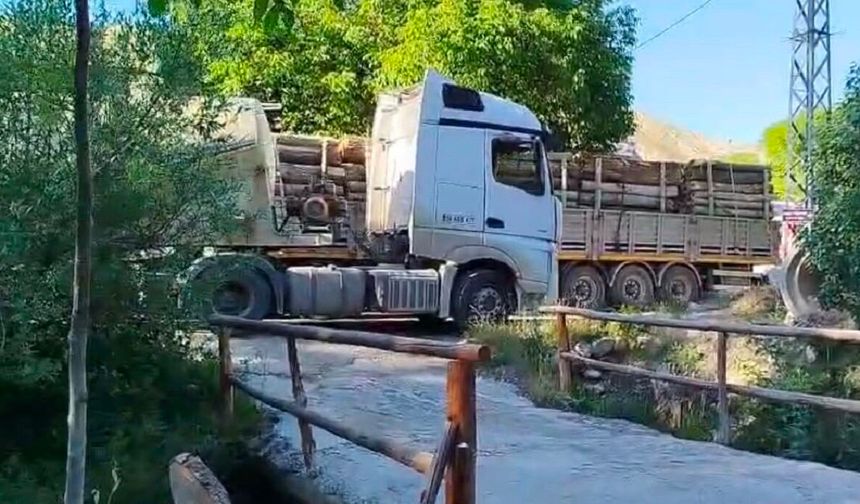 Milyonların Gittiği Şelale Yolunda Tepki Büyüyor: “İlla Kaza mı Olması Gerekiyor?”
