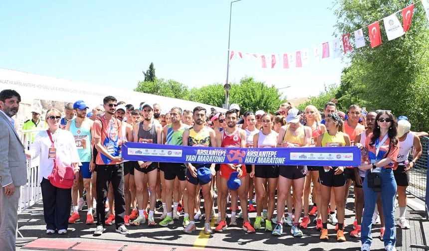 Malatya’da İlk Kez Yapıldı! 2 Bin Kişi Aynı Anda Koştu
