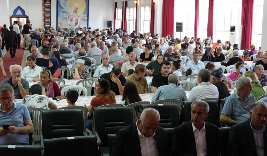 Hacı Bektaş Veli Kültür Merkezi Vakfı'ndan Anlamlı Aşure Buluşması