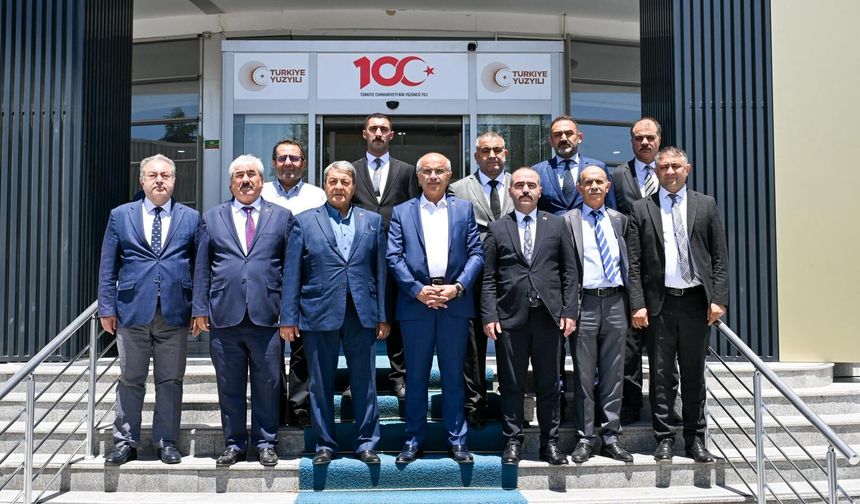 MHP Heyetinden Başkan Sami Er’e Ziyaret: “Malatya İçin Birlikte Çalışacağız”