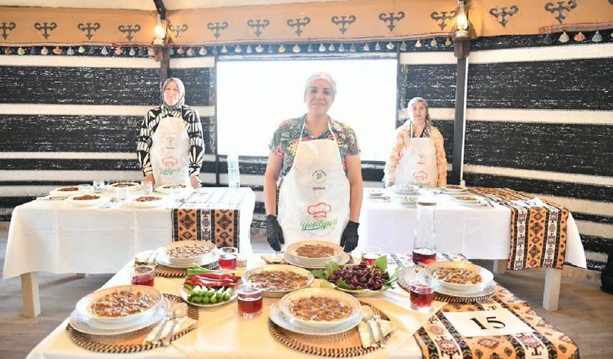 Malatya'nın 'Padişah Yemeği' İçin Yarıştılar! İşte 15 Bin Liralık O Tabak