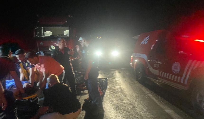 Arguvan’da Tır ile Otomobil Çarpıştı, Aynı Aileden 3 Kişi Hayatını Kaybetti!