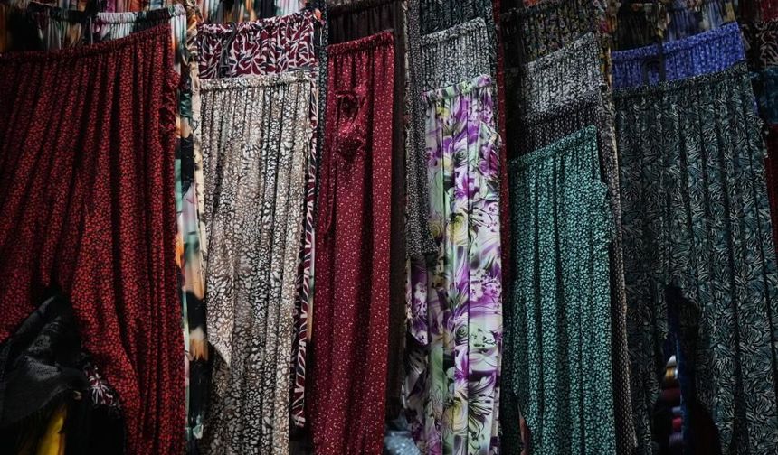 Sıcak Havalarla Birlikte  Şalvarlara Talep Arttı