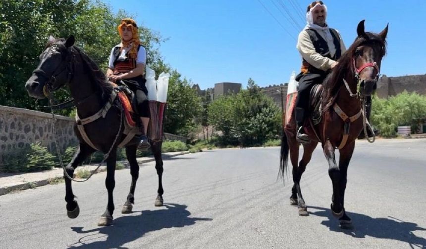 Diyarbakır'ın "Buzcu Baba"sı 46 Yıldır Kavurucu Sıcakta Serinlik Dağıtıyor