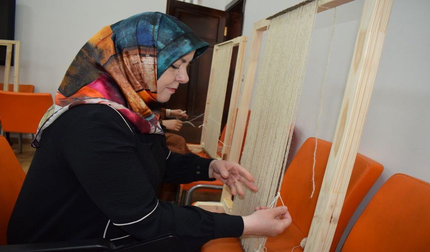 Malatya'nın 13 İlçesi Halıya İşleniyor!