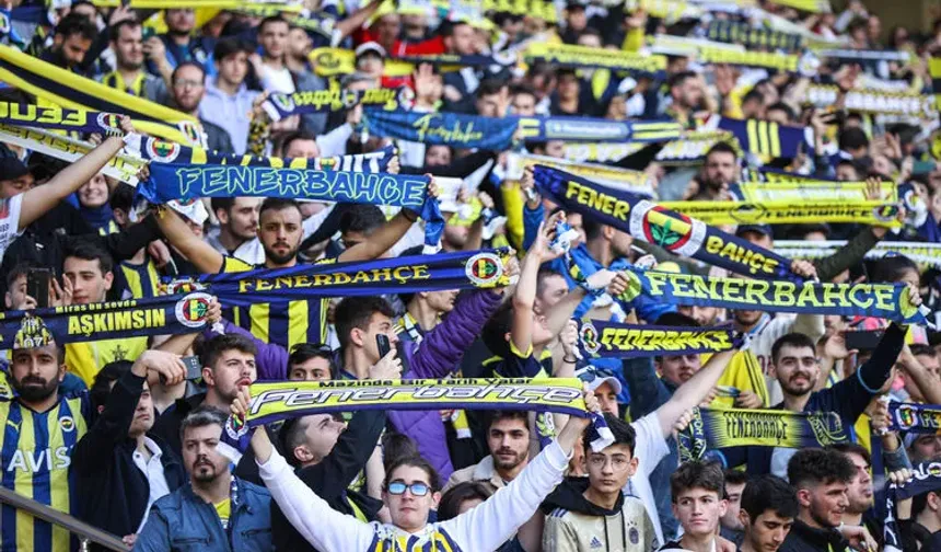 Fenerbahçe’de sürpriz ayrılık kapıda! O İsim Gidiyor mu?