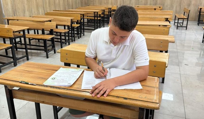 Şampiyonluk Aile Geleneği: Adıyamanlı Kardeşlerin LGS’de Çifte Birinciliği!
