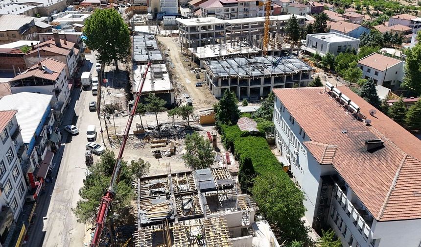 Malatya'da 60 Yıllık Çarşı Tarihe Karışıyor! Hekimhan'da Yeni Merkez Şekilleniyor