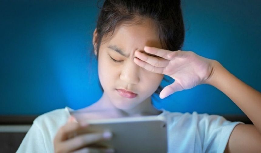 Yaz Tatilinde Çocuklar İçin Ekran Alarmı: Uzmanlardan Ailelere Kritik Uyarılar