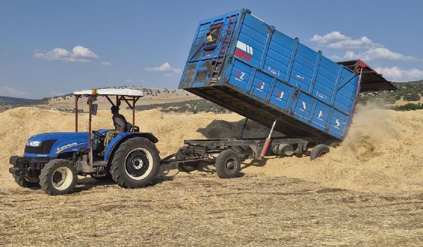 Gaziantep’te Tarlalar Hareketlendi: Çiftçinin Bereket Mesaisi Başladı