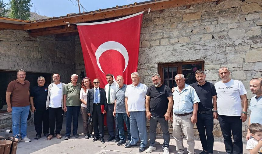 Günpınar Vakfı’nda Ali Uyanık yeniden başkan seçildi
