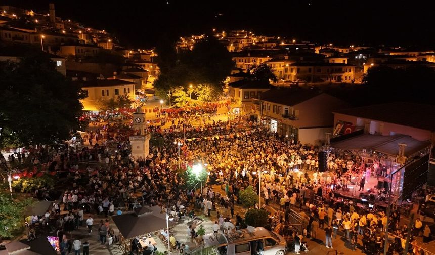Doğanyol’da Yöresel Ürünler Festivali’ne Büyük İlgi: İlçenin Üretimi Festivalle Buluştu