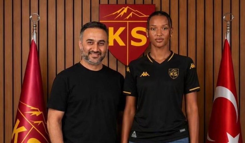 Haiti Milli Takımı’nın Forveti Laurie-Ann Moise Kayseri Kadın Futbol’da!