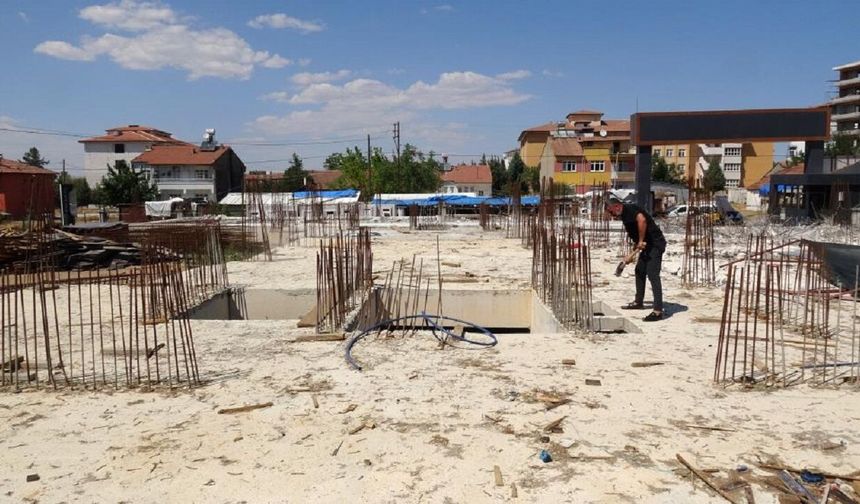 Malatya’da Müteahhit Kendi İnşaatını İhbar Etti!