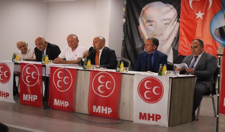 MHP Hekimhan'da Karar Verildi! Efendi Akyüz Güven Tazeledi