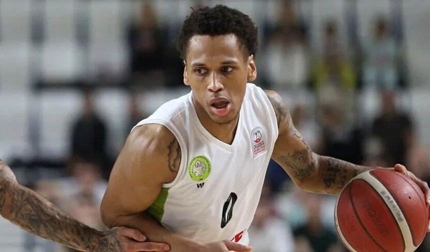 Anadolu Efes'ten Daron Russell Hamlesi!