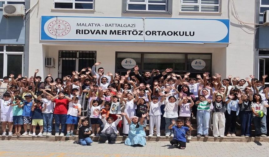 Malatya'da Binlerce Çocuk Yaz Tatilini Böyle Geçiriyor! TÜGVA Yaz Okulları Yoğun İlgi Görüyor