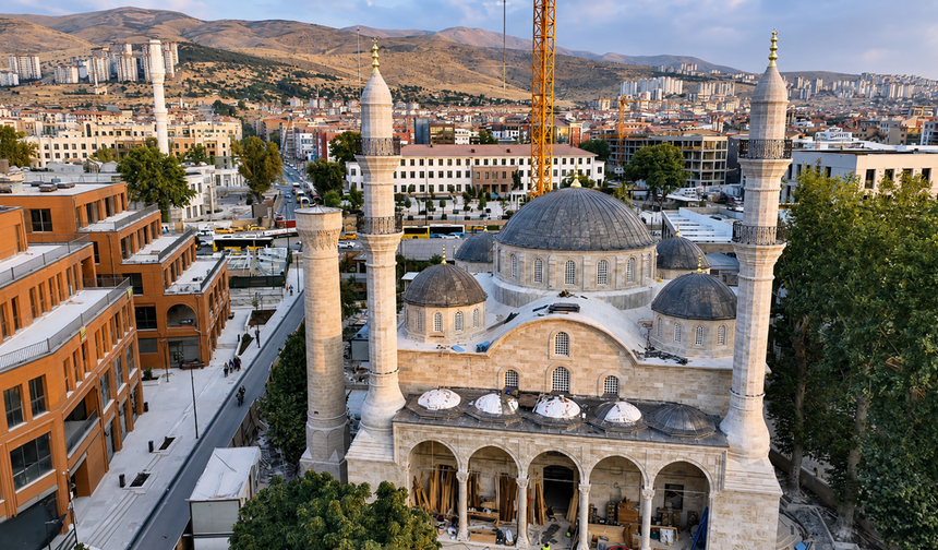 Malatya’da 18 Ağustos 2026 Salı Namaz Vakitleri Belli Oldu