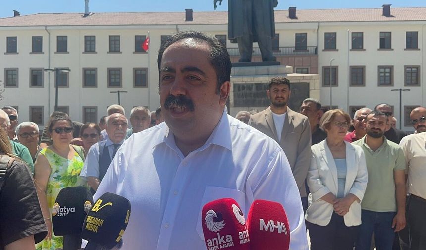 Yeni Parti Malatya'da Resmen Kuruldu! İlk Mesaj Dikkat Çekti: "Namuslular da Namussuzlar Kadar Cesur Olmalıdır"