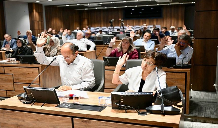 Yeşilyurt Belediyesi’nin 5 Yıllık İşlemleri İncelendi! Başkan Geçit’ten Dikkat Çeken Açıklama