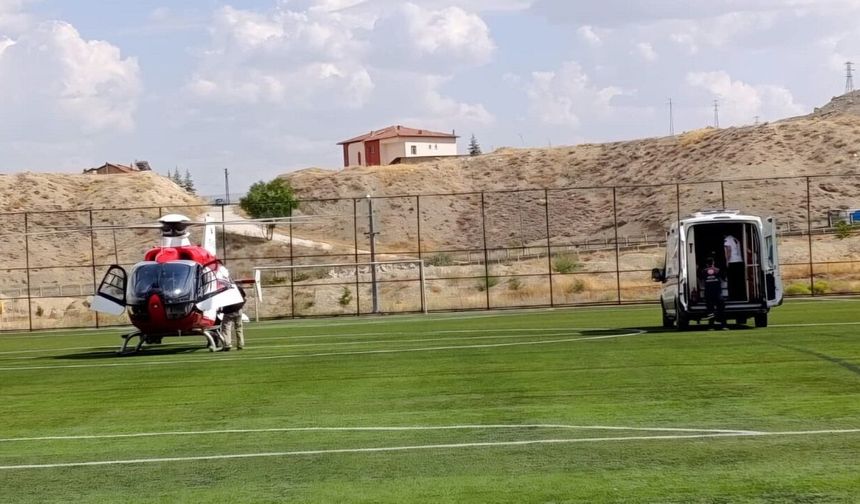 Darende’de 20 yaşındaki hasta için hava ambulansı devreye girdi