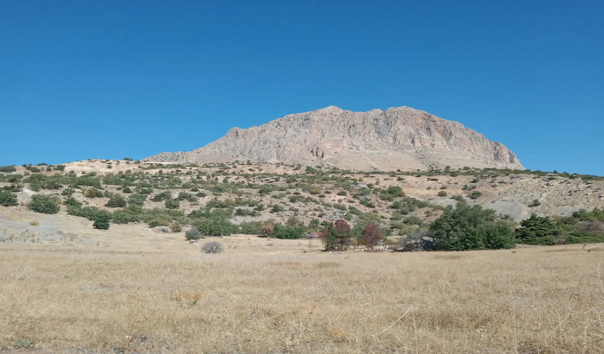 Hazine İçin Tünele Girdi, Feneri Bir Anda Söndü! Malatya’daki Zurbahan’ın Gizemi