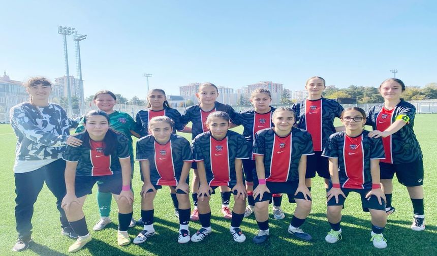 U15 Kızlar Ligi’nde Nefes Kesen Maç! 7-3’lük Skor Dikkat Çekti