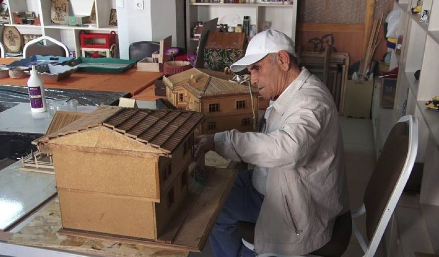Çöpe Atılan Meyve Sandıklarından Öyle Bir Şey Yaptı Ki! Görenler Hayran Kaldı