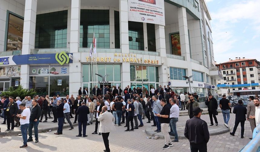 MTSO'da Seçim Heyecanı: Sandık Başında Büyük Kalabalık!