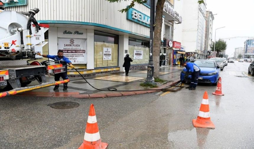 Malatya’da Yağış Öncesi Alarm! Ekipler Sahaya İndi