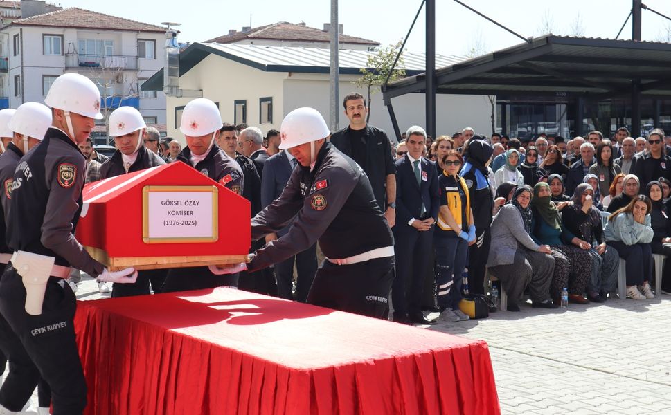 Göksel Özay için emniyette tören