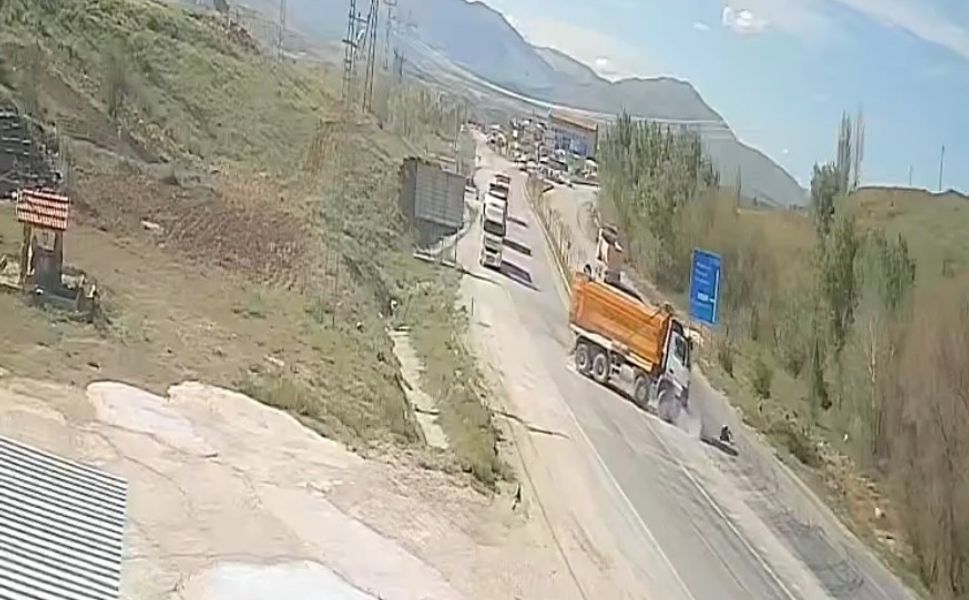 Doğanşehir’de ölüm kaza anı kameraya yansıdı!