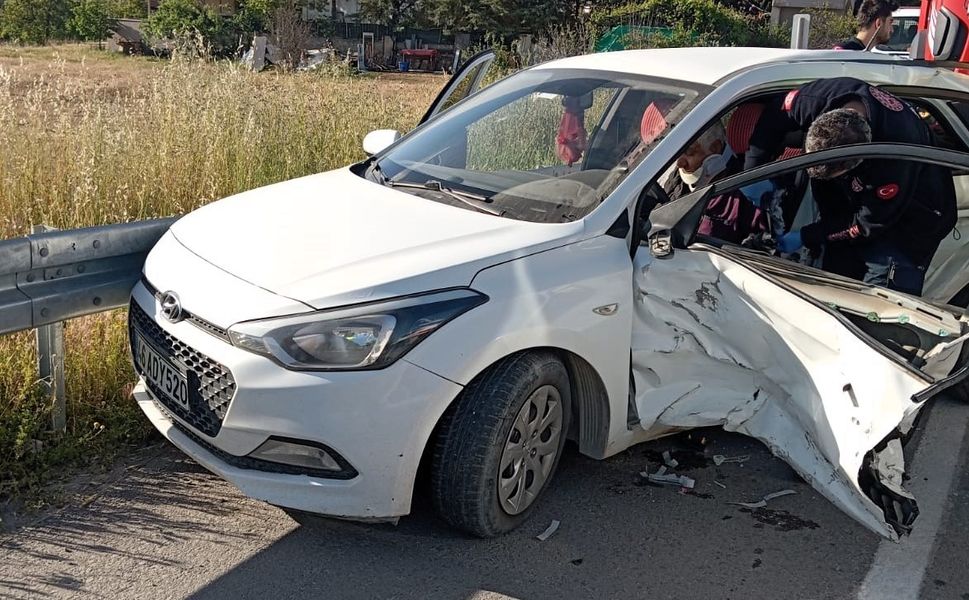 Malatya'da Akıl Almaz Kaza: Kavşakta Can Pazarı!