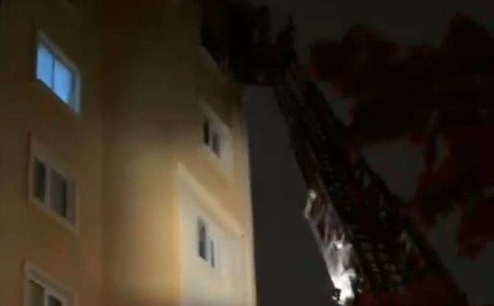 Malatya’da apartman yangını: Hamile kadın ve eşi hastaneye kaldırıldı