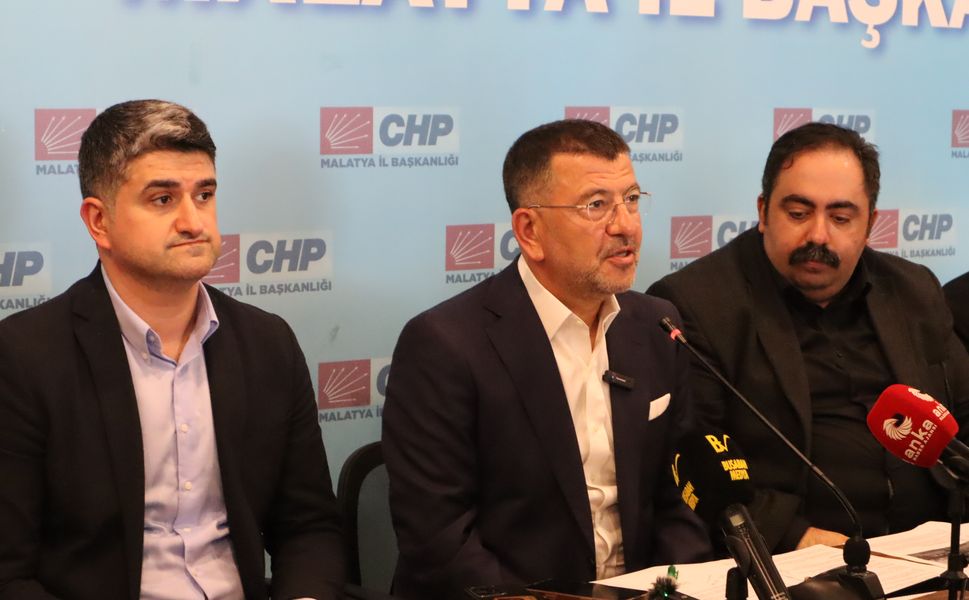CHP’li Ağbaba Malatya’da sert konuştu: “12 Eylül’den, 15 Temmuz’dan, 12 Mart’tan daha ahlaksız bir darbe”