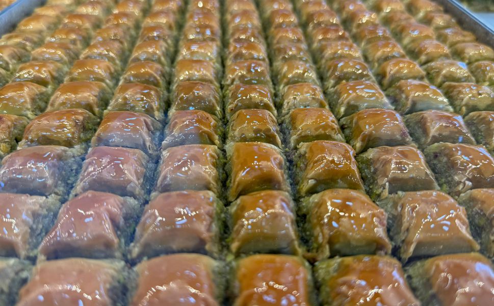 Malatya'da Tatlı Fiyatları Uçtu: Bir Tepsi Baklava 3.500 TL'ye Dayandı!