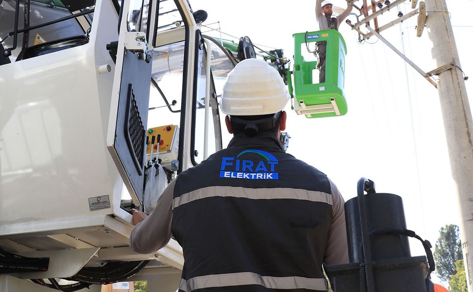 Malatya’da vatandaş elektrik kesintilerini valiye şikâyet etti