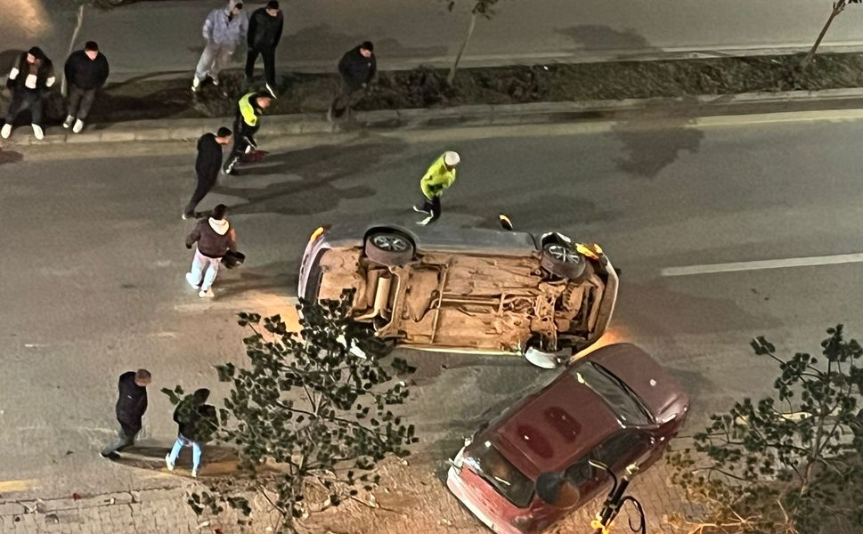 Malatya’da Gece Yarısı Feci Kaza: Kontrolden Çıkan Otomobil Ters Döndü!