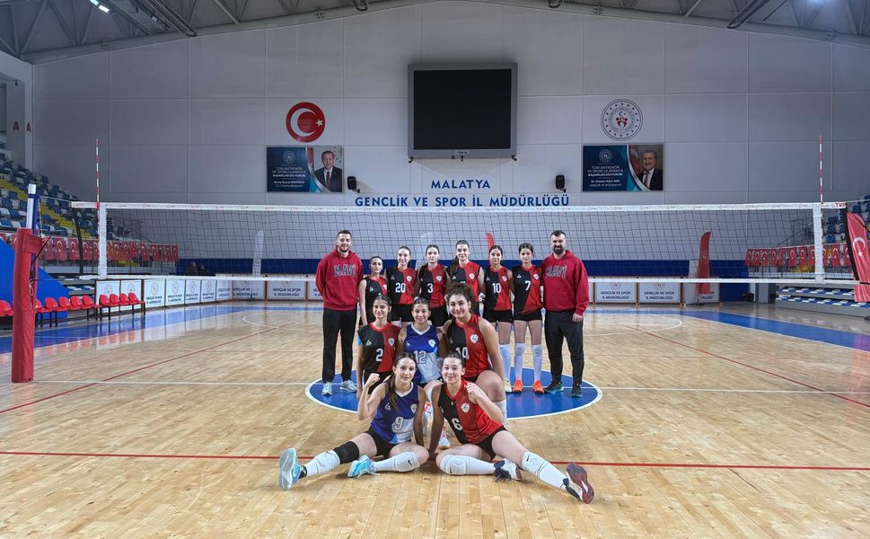 Malatya Voleybol’dan set vermeden 3-0’lık zafer