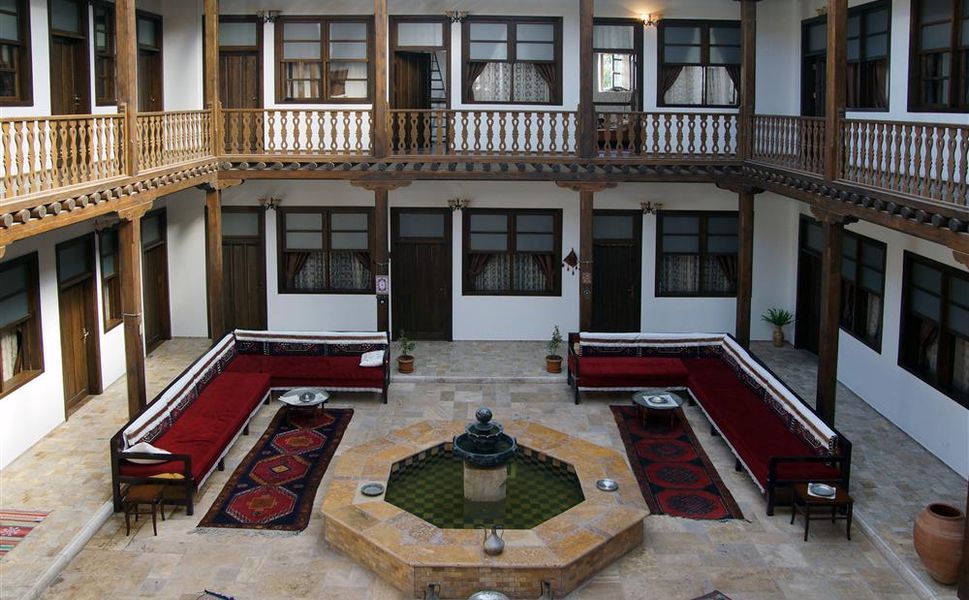 O ‘Mişmiş’ Tatlısı Sizi Malatya’da Olmasanız Bile Evde Gibi Hissettirecek!